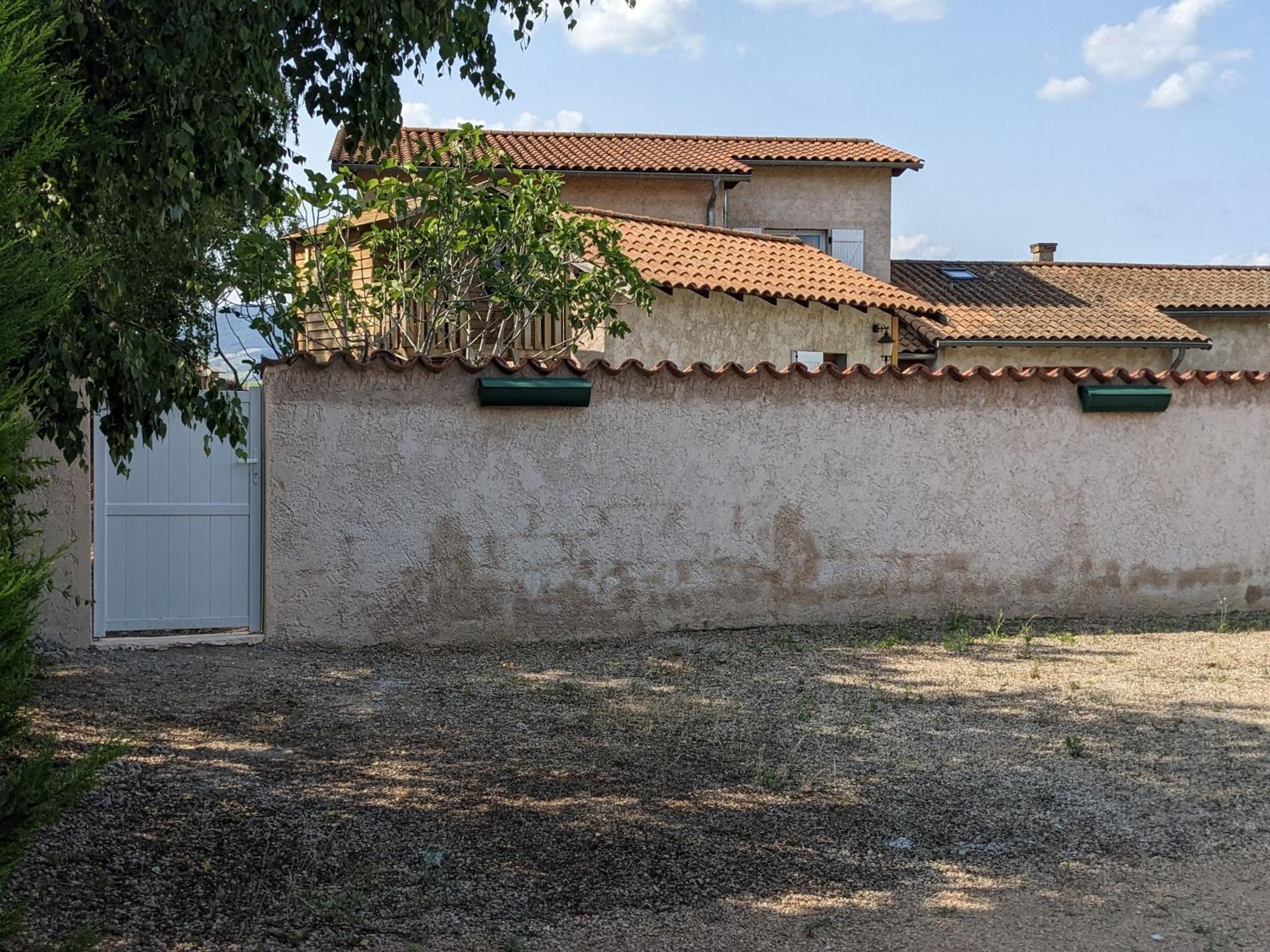 Panda Home Quincié-en-Beaujolais Exterior foto